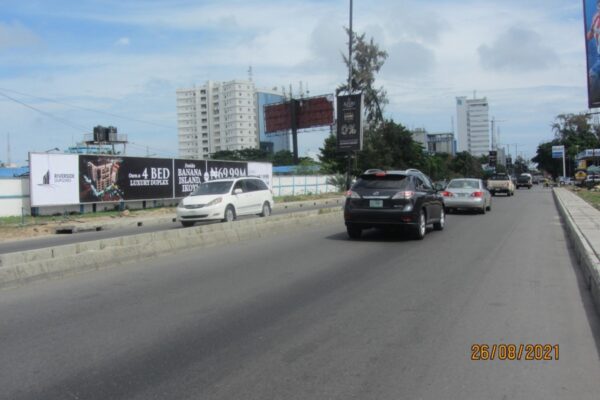 Wall Drape Billboard in lagos captivating the attention of passerbyes