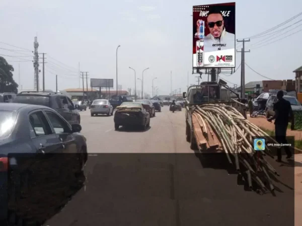 Portrait billboard captivating passerbyes in benin